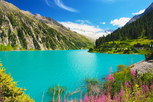 Gebirgssee im Zillertal &ndash; &copy; milda79 - Fotolia