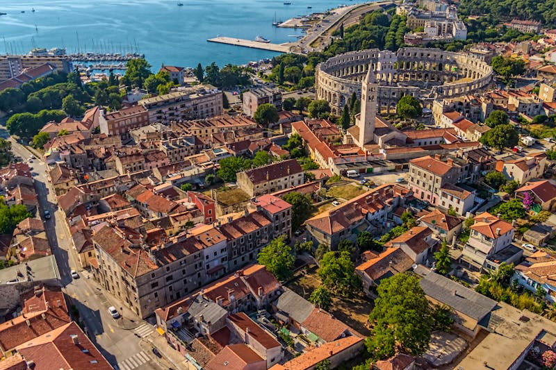 Kroatien – Stadt Pula in Istrien - ©Dario Bajurin - Fotolia
