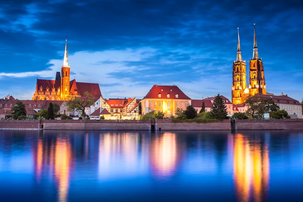Polen – Breslau mit Kathedrale bei Nacht &ndash; &copy; fotolupa - Fotolia