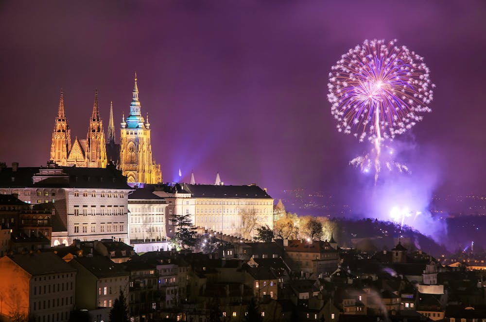 Silvester in Prag &ndash; &copy; Marek Kijevský - AdobeStock