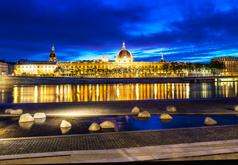Lyon am Rhein - &copy;beatrice preve - Adobe Stock