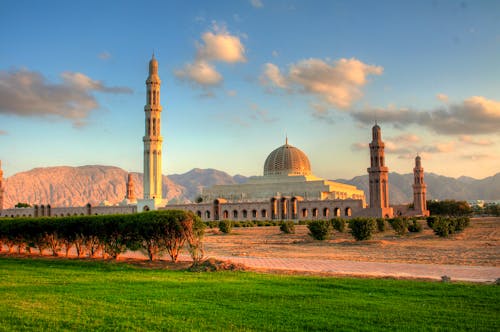 Sultan Qaboos Palast in Muscat &ndash; &copy; XtravaganT - Fotolia