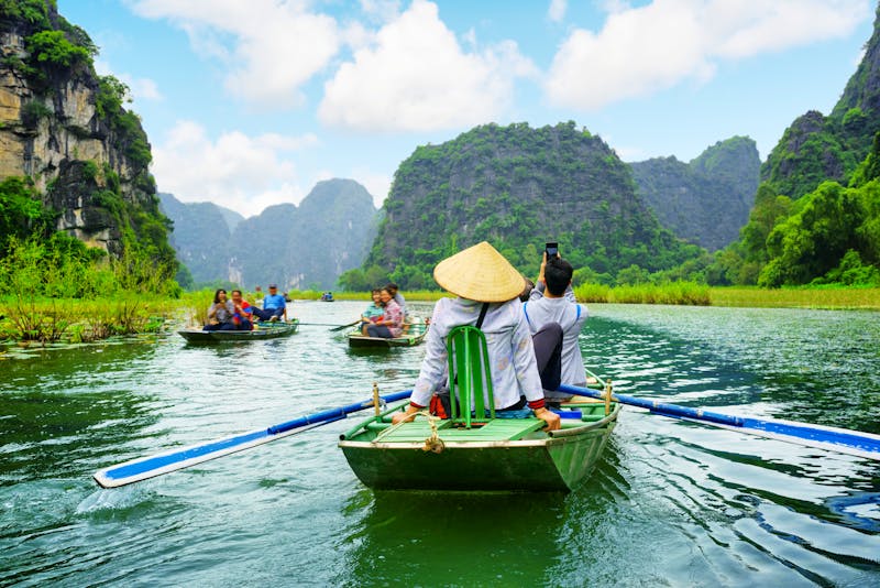 Bootstour auf dem Ngo Dong Fluss - ©efired - Fotolia