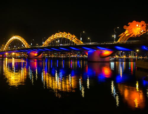 Rong-Brücke in Da Nang – © Alexander - Fotolia