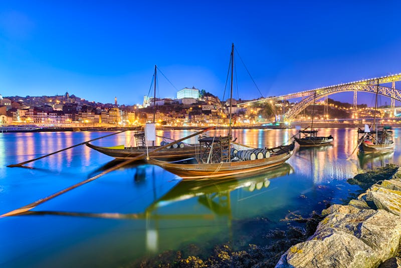 Porto - Abendstimmung am Douro - ©Mapics - Fotolia