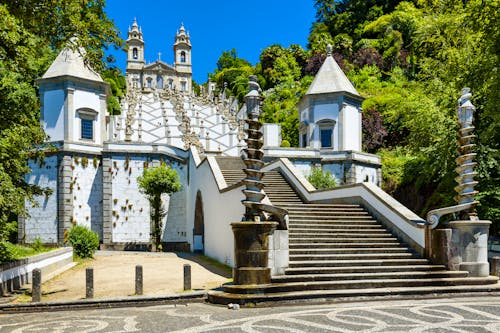 Kirche Bom Jesus in Portugal &ndash; &copy; MIGUEL GARCIA SAAVED - Fotolia