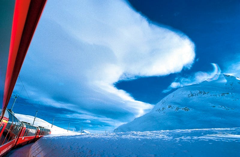 Bernina-Express_LagoBianco_Winter - ©Peter Donatsch, Rhaetische Bahn