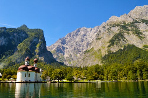 Koenigssee_St. Barthomolae &ndash; &copy; cat1992 - Fotolia