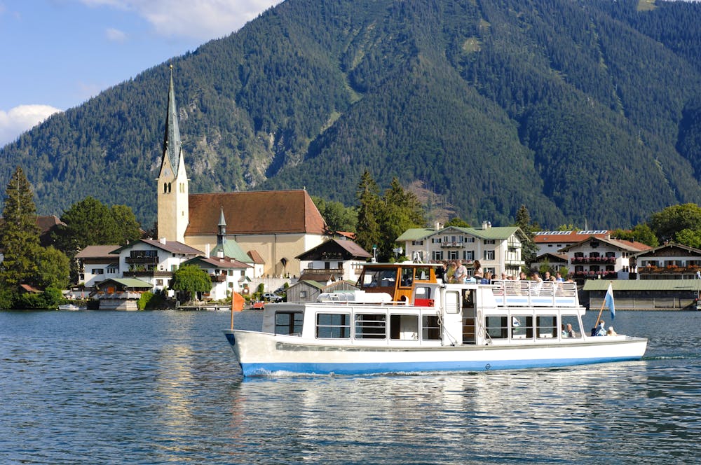 Schifffahrt auf dem Tegernsee &ndash; &copy; Wolfgang Filser, AdobeStock