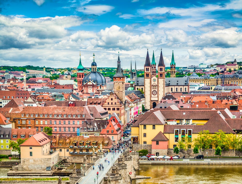 Wuerzburg_Stadtansicht &ndash; &copy; JR Photography, AdobeStock