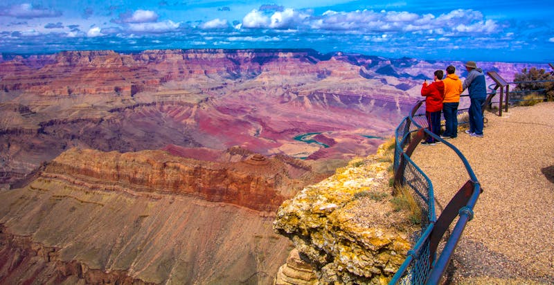 Grand Canyon - West-USA - ©Gary M. Smillie - Adobe Stock