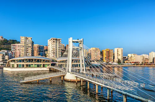 Brücke in Dürres &ndash; &copy; tobago77 - Adobe Stock