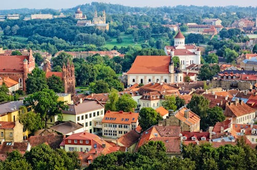 Altstadt Vilnius &ndash; &copy; anjun - Adobe Stock