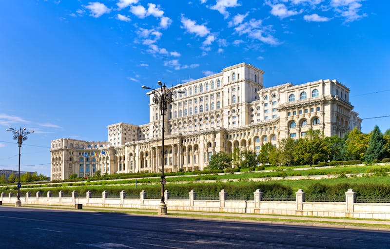 Parlament in Bukarest - ©CCat82 - Adobe Stock