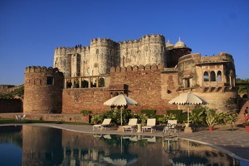 Hotel Fort Khejarla - Erholung am Pool &ndash; &copy; Pascal06 - Fotolia