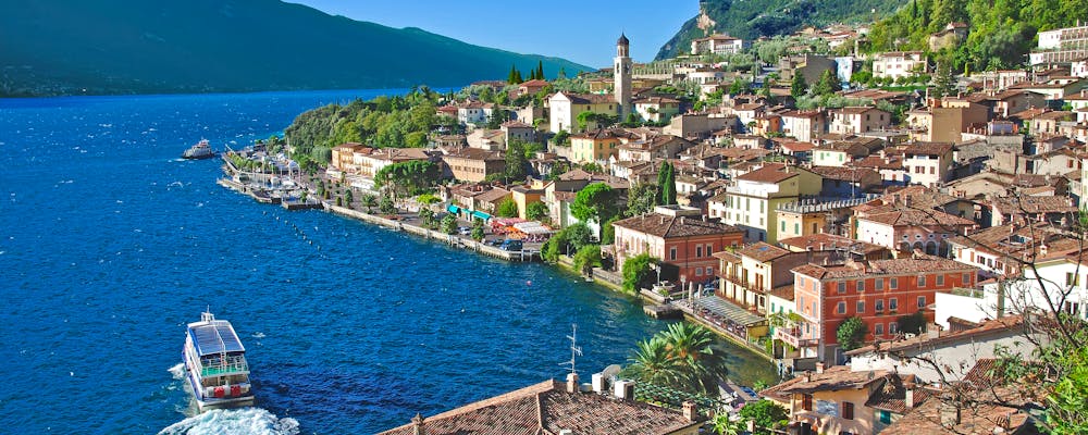 Gardasee – Blick ueber Limone – © travelpeter - Fotolia