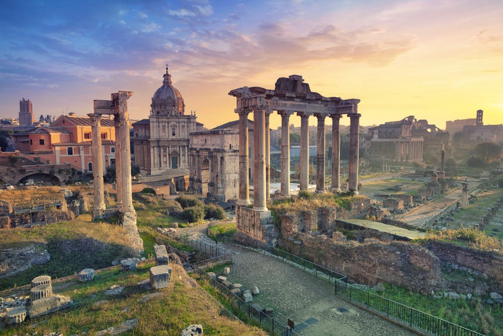 Rom – Romanisches Forum bei Sonnenaufgang &ndash; &copy; Rudolf Balasko (rudi1976@gmail.com) – AdobeStock