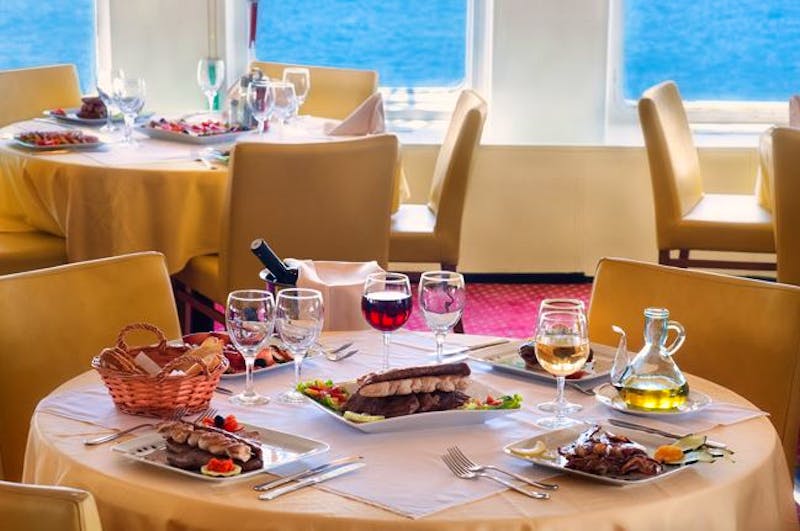 Restaurant - ©Blue Line Ferry