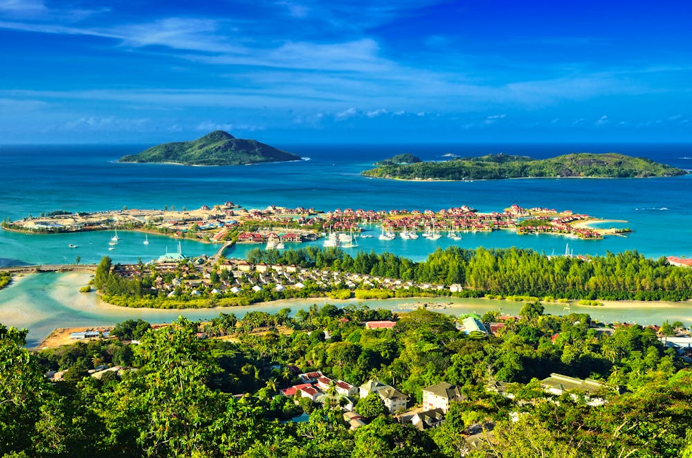 Seychellen Inseln &ndash; &copy; Oleg Znamenskiy - Adobe Stock