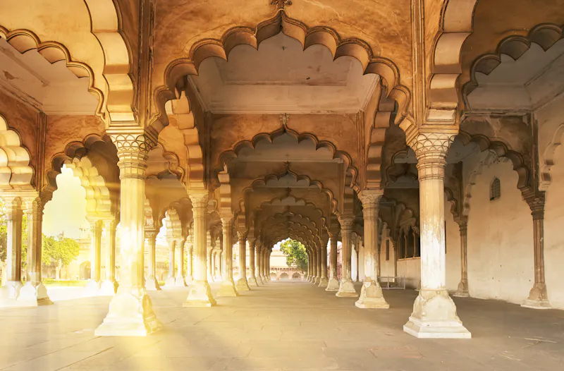Rotes Fort in Agra - Gewölbe - &copy;YURA TARANIK - AdobeStock