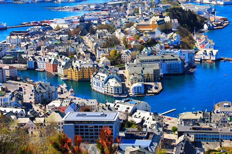 Blick auf Alesund - Norwegen - ©cybrflower - Fotolia