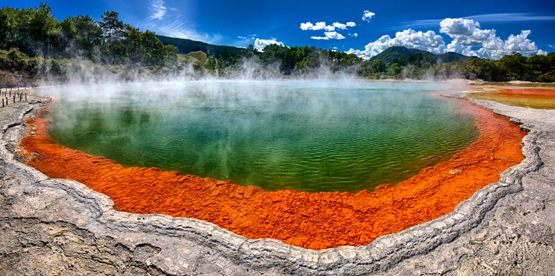 Wai-o-Tapu_Geothermische-Seen - ©Henner Damke - Fotolia