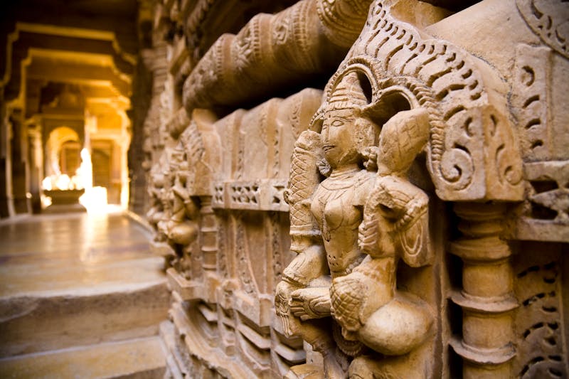 Jain-Skulptur in einem Tempel in Jaisalmer - ©imagesef - Fotolia