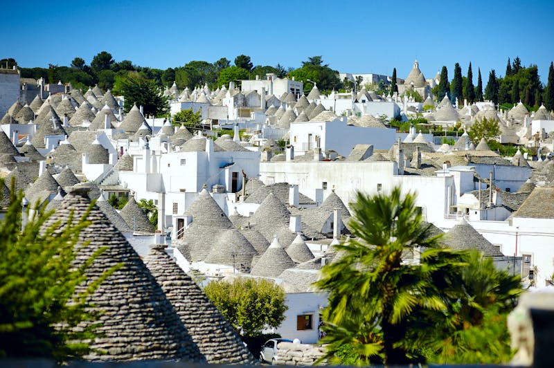Apulien – Trulli Gebäude in Alberobello, Italien - ©TL_Studio - Fotolia