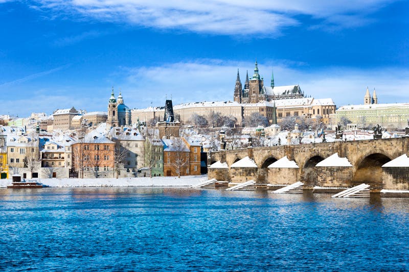 Prag – Schloss und Charlsbrücke - ©kaprikfoto - Fotolia