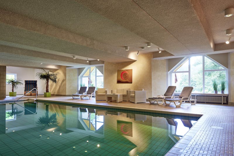 Schwimmbad Waldhotel Bärenstein - ©Hotel Bärenstein GmbH & Co. KG
