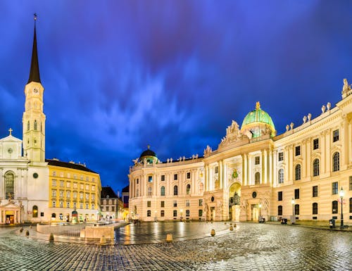 Michaelerplatz in Wien – © Mapics - AdobeStock