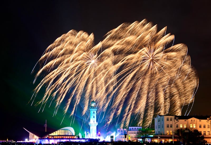 Turmleuchten in Warnemünde - ©Steffen Eichner - Fotolia