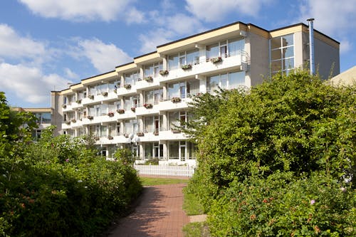 Strandhotel Weissenhäuser Strand – Außenansicht &ndash; &copy; Weissenhäuser Strand GmbH & Co. KG