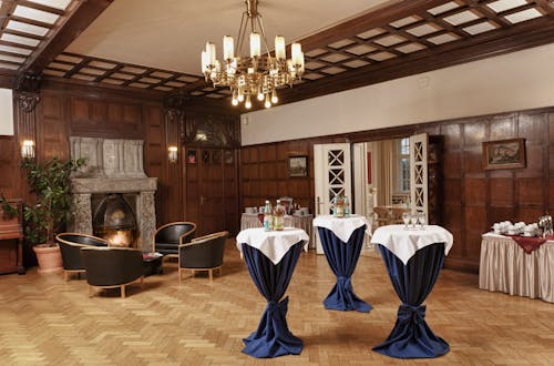 Hotel Schloss Schweinsburg – Kaminzimmer &ndash; &copy; Teklorit Betriebs GmbH