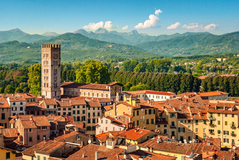 Toskana – Lucca Panorama mit Kathedrale - ©Marco Saracco - Fotolia