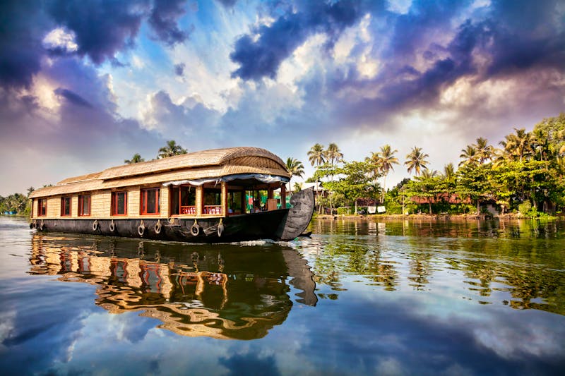 Hausboot in den Backwaters - ©byheaven - AdobeStock