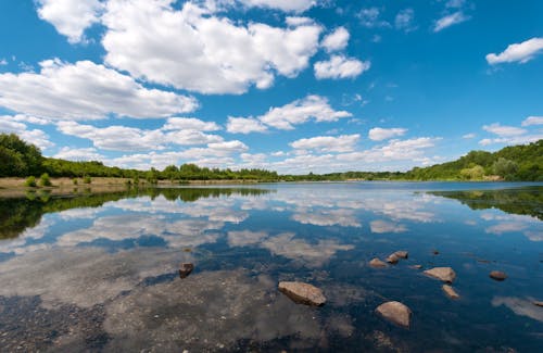 Cospudener See &ndash; &copy; Tino Thoß - AdobeStock