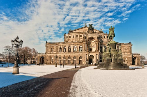 Semperoper &ndash; &copy; santosha57 - AdobeStock