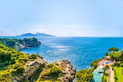 Amalfiküste &ndash; &copy; pure-life-pictures - stock.adobe.com