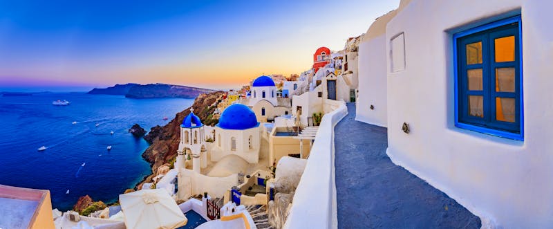 Santorin in Griechenland - ©Gorilla - Adobe Stock