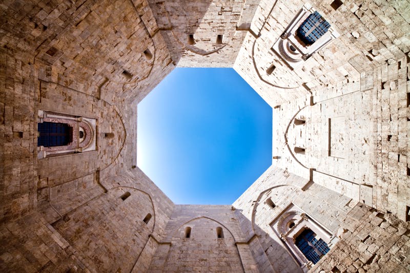 Castel del Monte - ©Cristiano_Palazzini - AdobeStock
