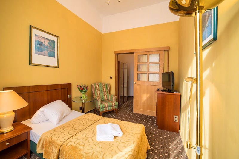 Franzensbad - Kurhotel Luisa - Zimmerbeispiel Einzelzimmer Standard – ©Bad Franzensbad AG