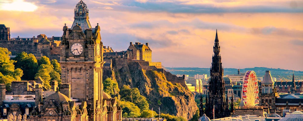 Edinburgh Skyline – © evenfh - stock.adobe.com