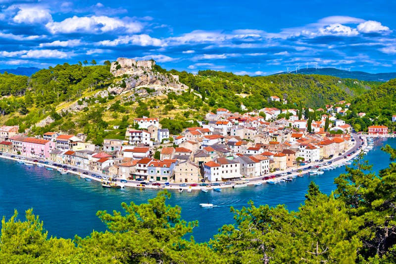 Novigrad in Kroatien - ©xbrchx - AdobeStock