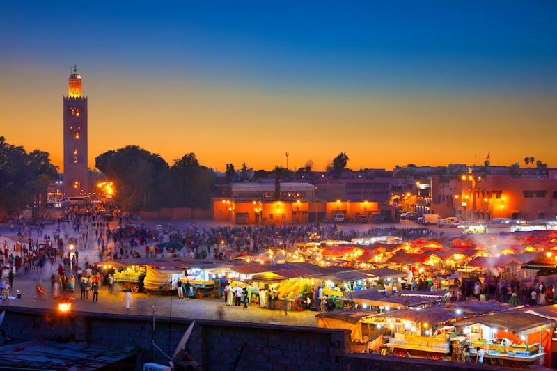 Marrakesh – Jemaa el Fna  Platz bei Sonnenuntergang - ©Jose Ignacio Soto - AdobeStock