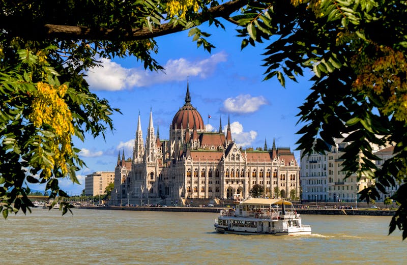 Parlament in Budapest - ©Comofoto - stock.adobe.com