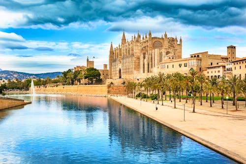 Palma de Mallorca &ndash; &copy; ©Val Thoermer - stock.adobe.com
