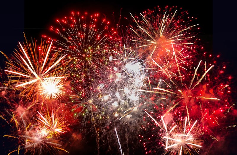 Feuerwerk am Rhein - ©©Comofoto - stock.adobe.com