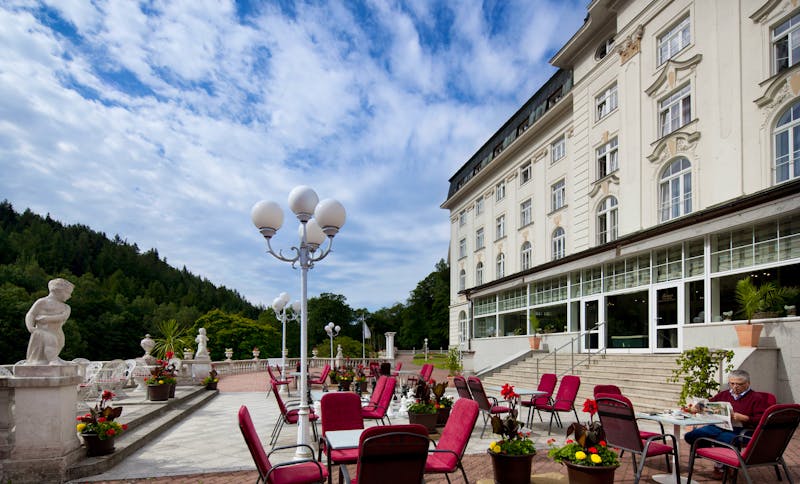 Jachymov - Kurhotel Radium Palace - Terrasse – ©Lecebne lazne Jachymov a.s.