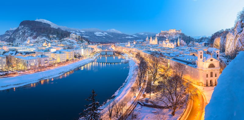 Salzburg im Winter, Festung Hohensalzburg und Altstadt schneebedeckt - ©auergraphics - Fotolia